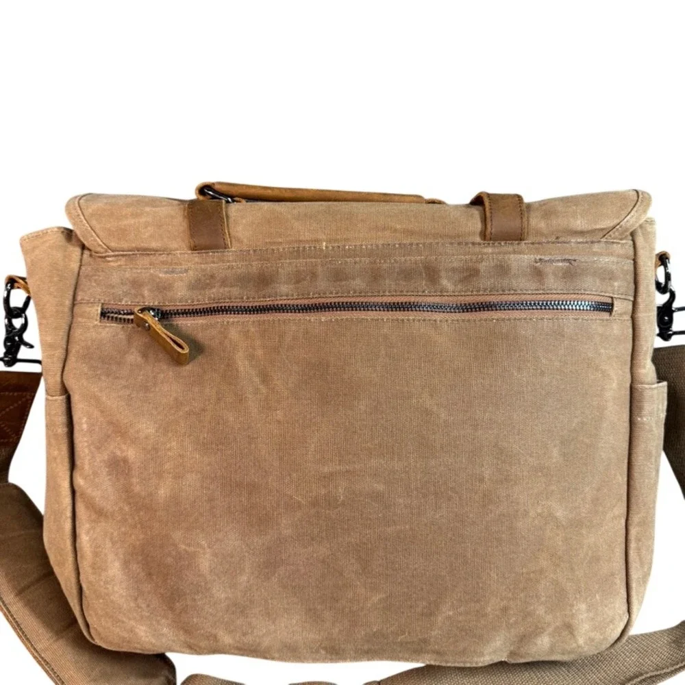 N/A rugged messenger